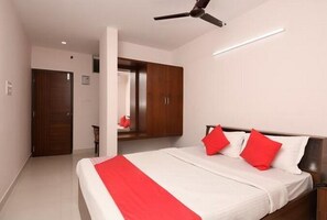 Standard Double Room, 1 Queen Bed, Smoking, City View | 19 bedrooms, in-room safe, individually furnished, blackout drapes