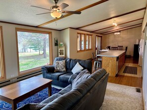 Smart TV, fireplace, video game console, DVD player - Log Sided Cabin on the Mississippi River w/ Lake Pokegama Access! (Cohasset)