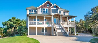 4251- Top of the World,  private pool, volleyball court, WiFi, and keyless entry.