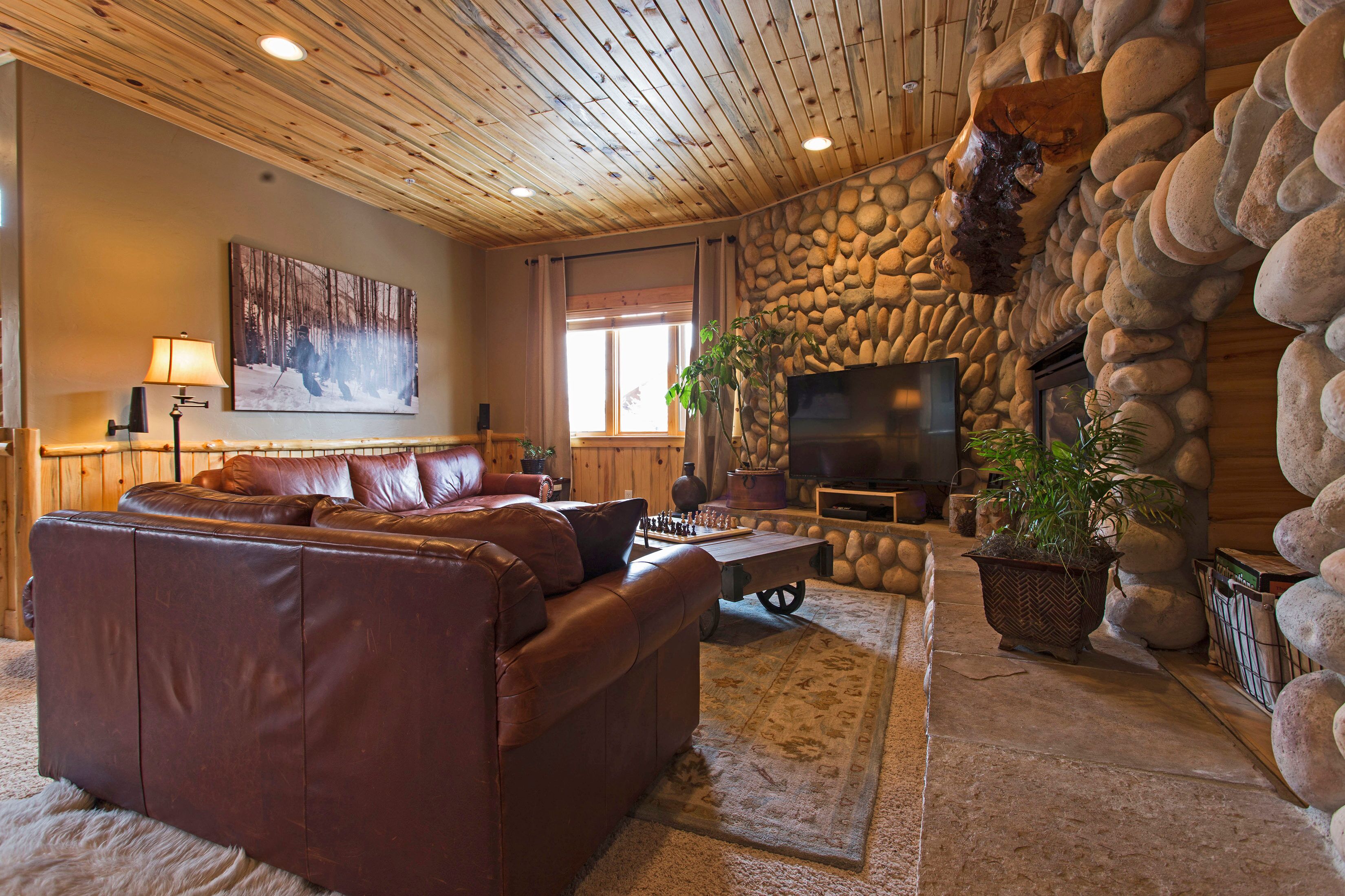 Rustic Mountain Charm at The Canyons