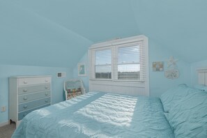 4 bedrooms, WiFi, bed sheets