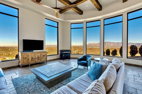Ladera Vistas - Panoramic Views, Heated Infinity Pool-Spa, Access to Hiking