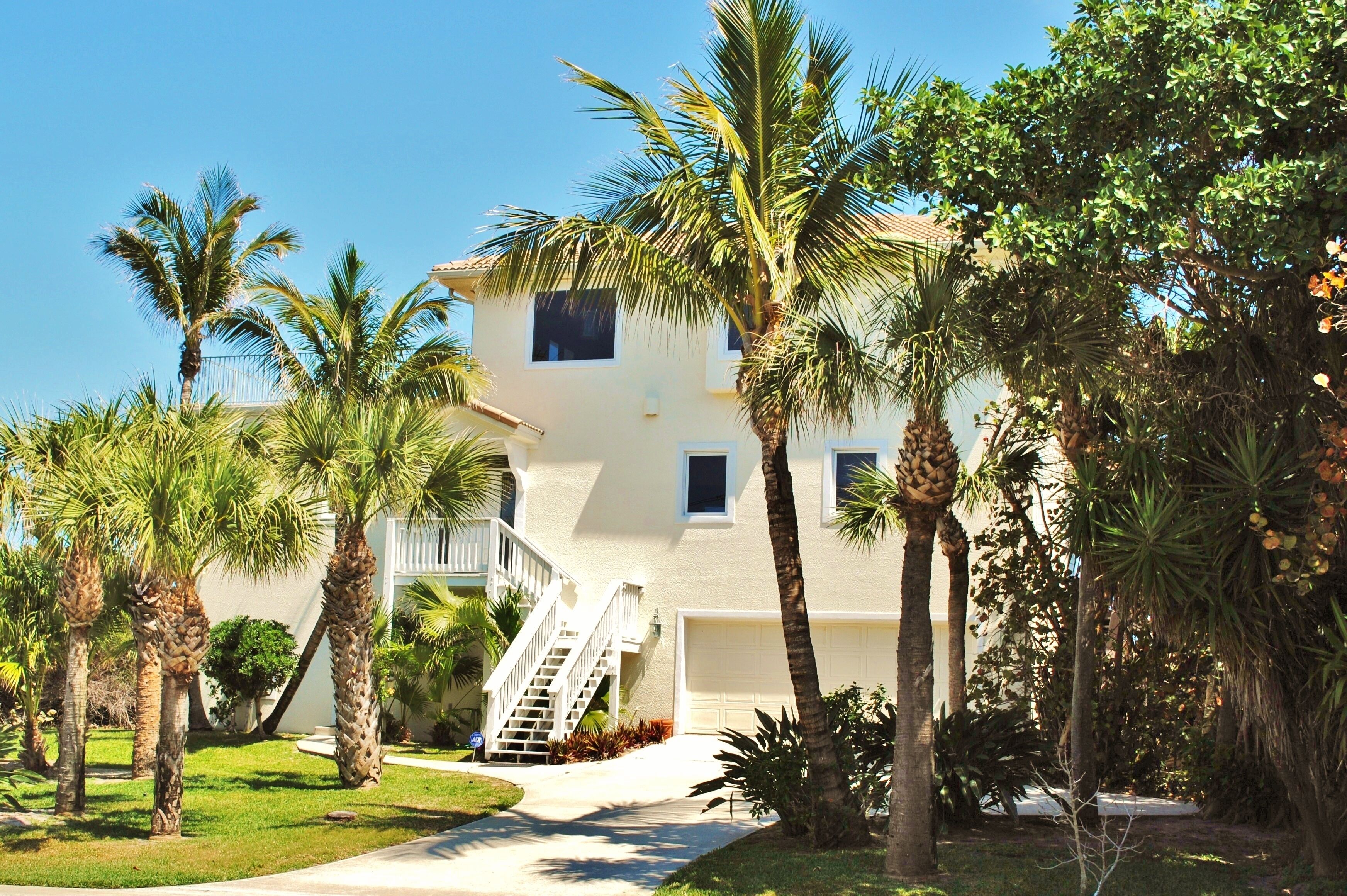 Melbourne Beach Oceanfront Home Is A Paradise!  
