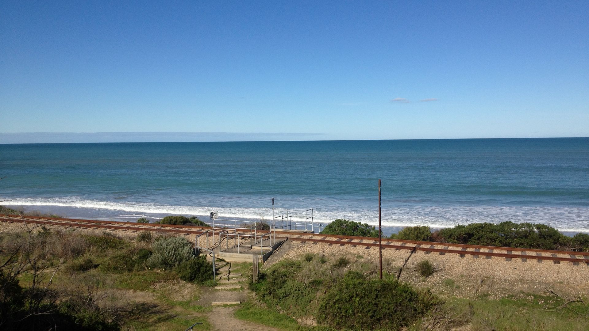 Relax and Unwind by the Sea at South Coast Villa (Hayborough) — image 17