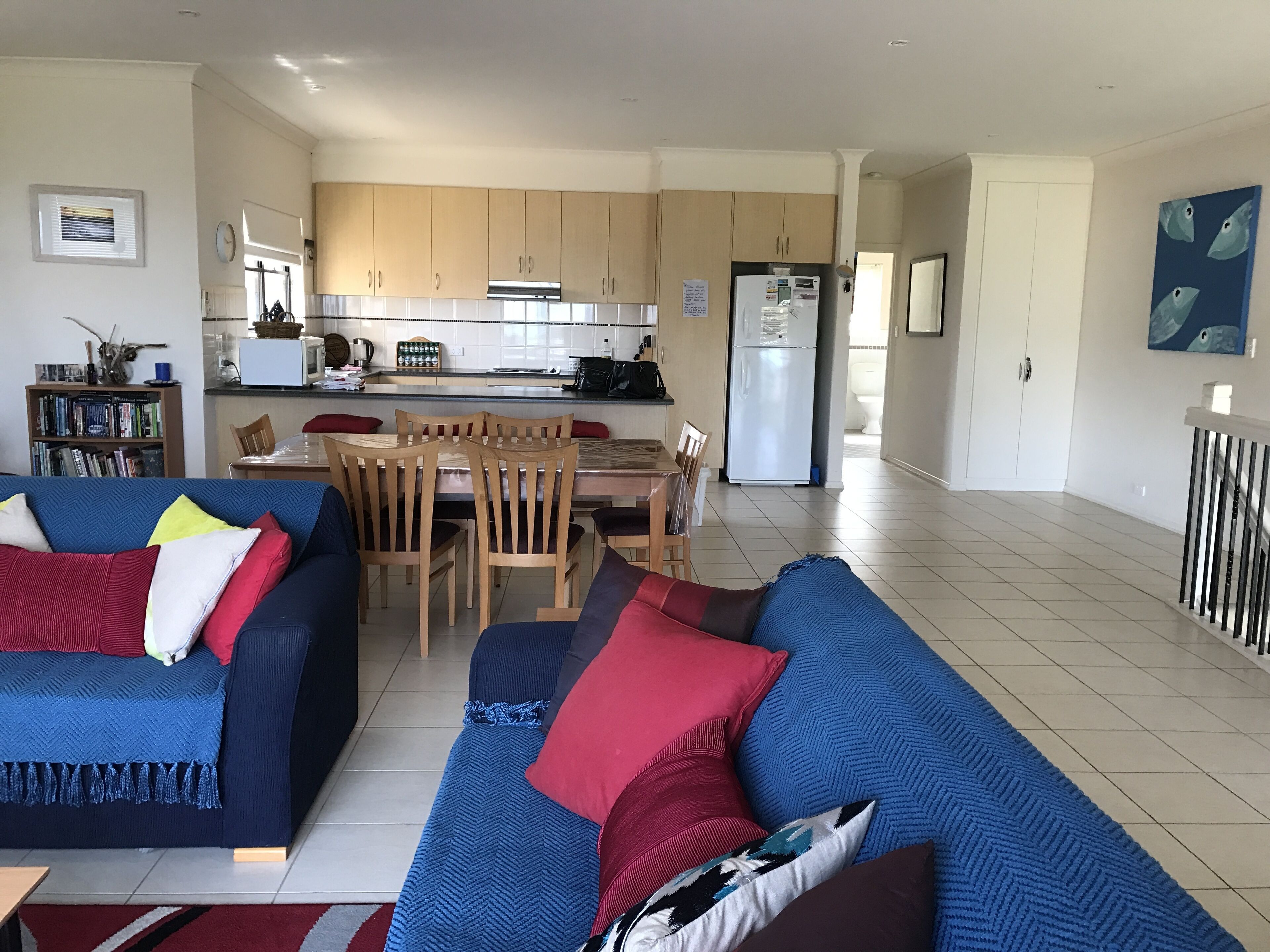 Relax and Unwind by the Sea at South Coast Villa (Hayborough) — image 7