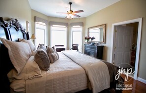 5 makuuhuonetta, työpöytä, silitysrauta/-lauta, ilmainen Wi-Fi