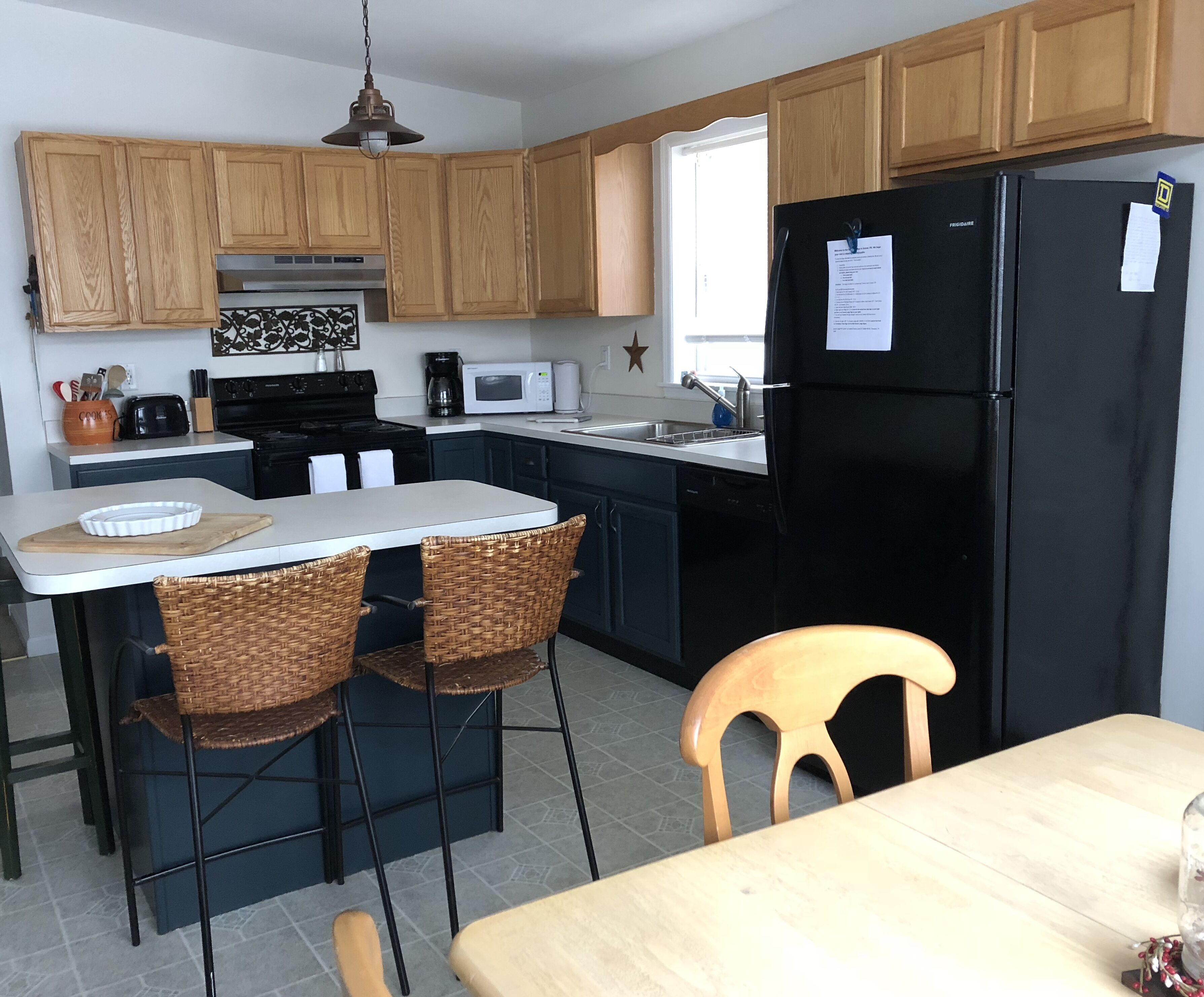 The Sunset Lodge Country Oasis