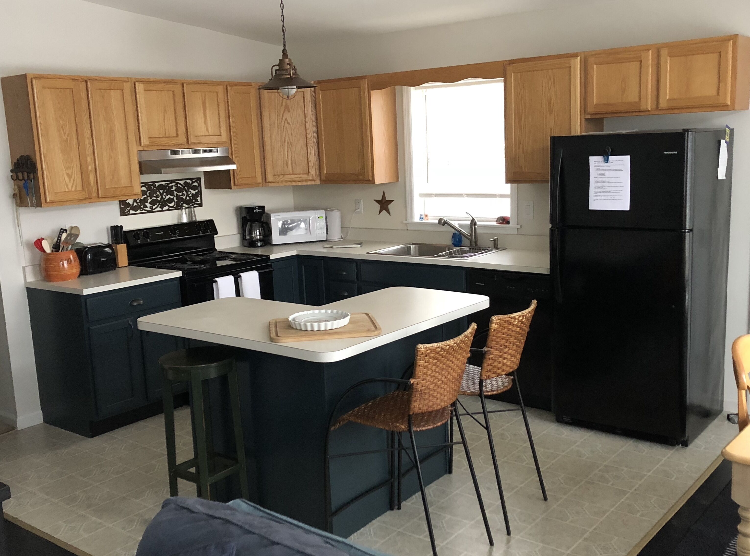 The Sunset Lodge Country Oasis