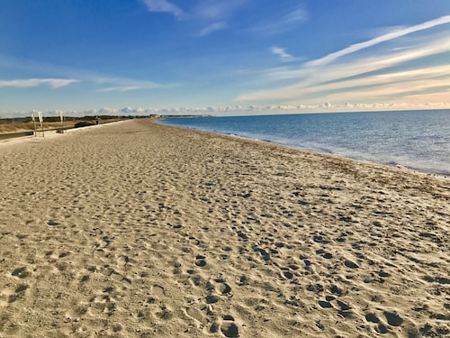 Central A/C, Walk to Beach, Gated Yard, Wifi, HD TV, Gas Grill, Firepit