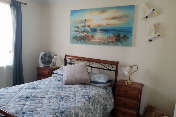 Bedroom with double bed.
