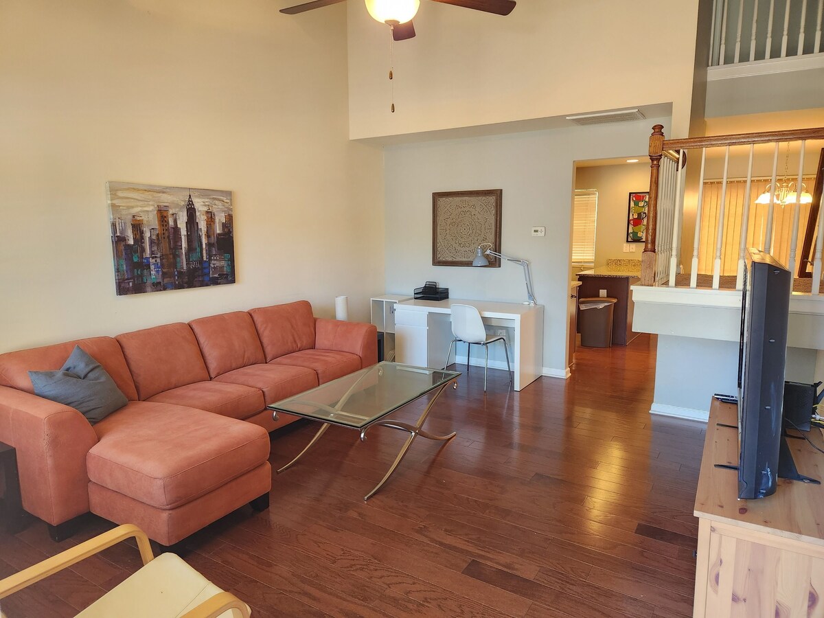 Beautiful University Townhome