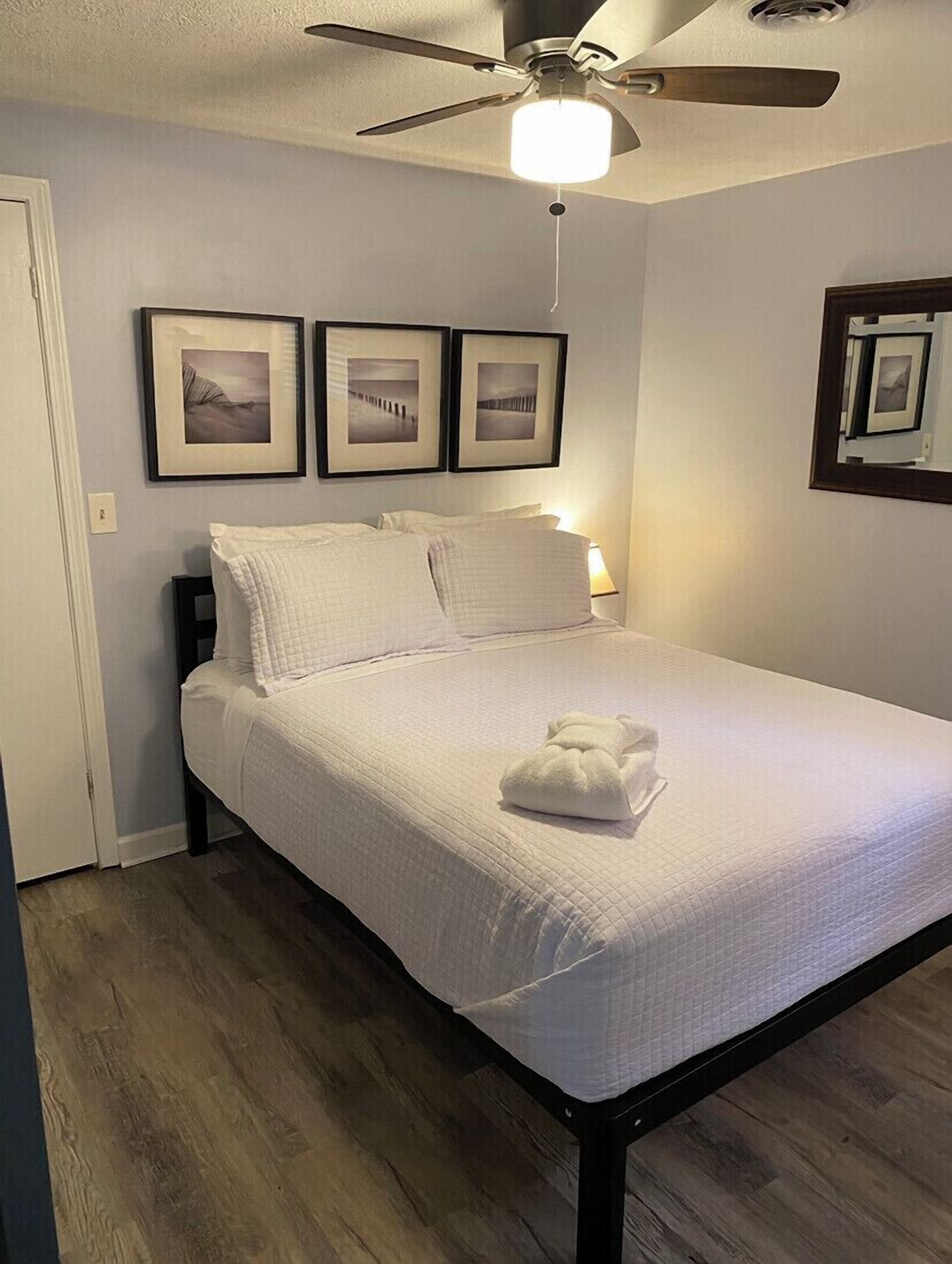 2 chambres, bureau, fer et planche à repasser, Wi-Fi gratuit