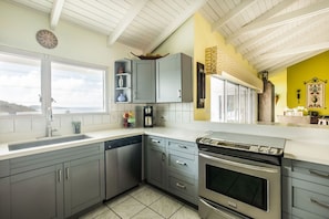 Fridge, microwave, oven, stovetop - Paradise Awaits (Christiansted)