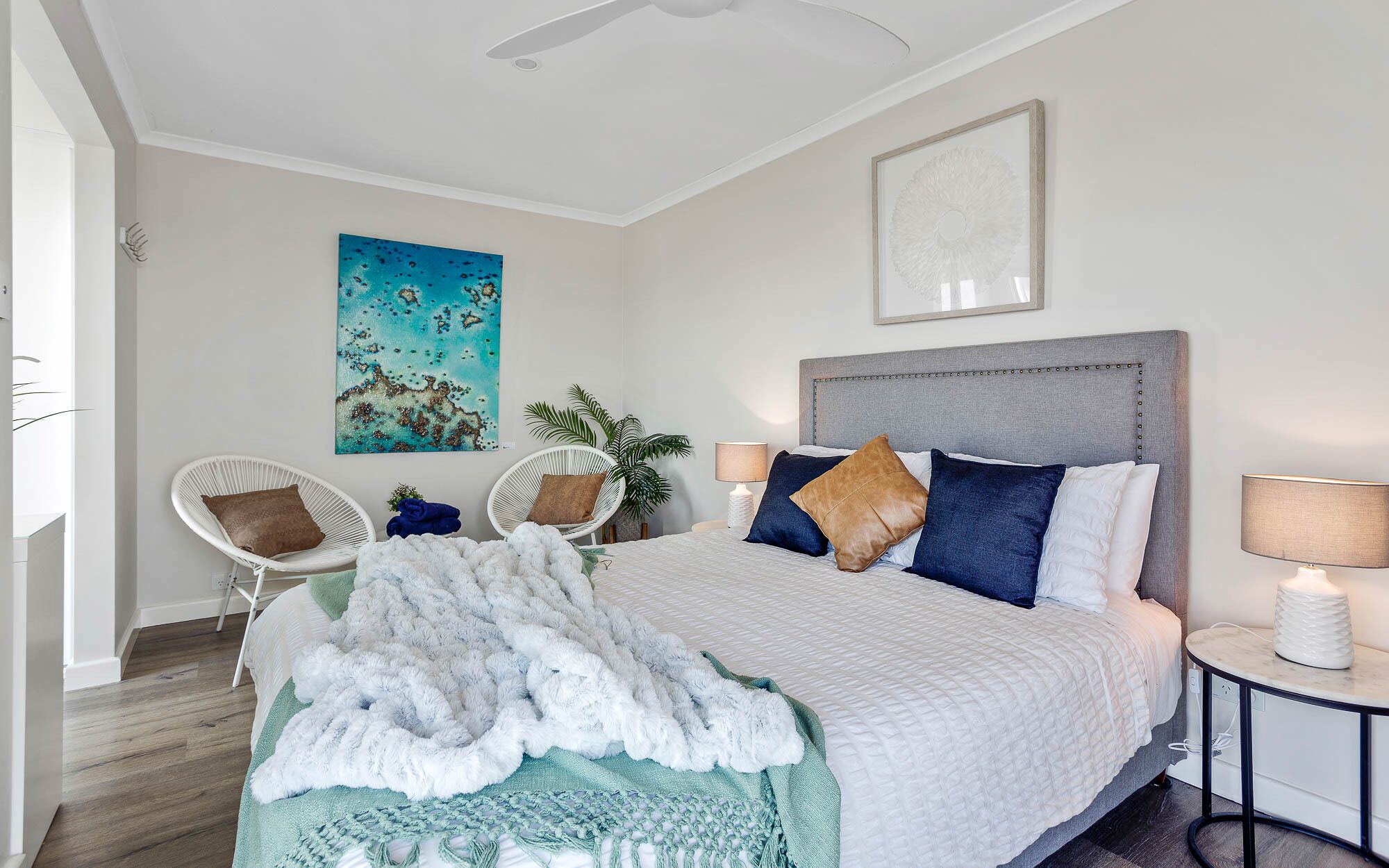 South Seas 3 Port Elliot Beachfront with views of Knights Beach — image 9