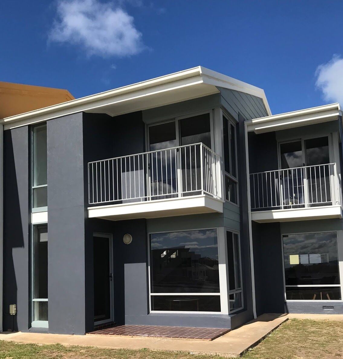South Seas 3 Port Elliot Beachfront with views of Knights Beach — image 29