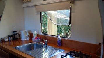 Fridge, microwave, stovetop, electric kettle