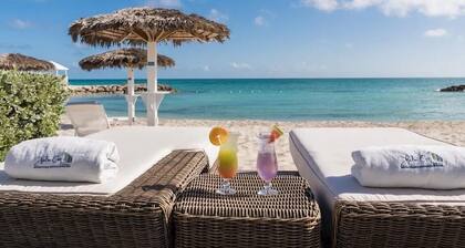 Sunset Villa in Exclusive Palm Cay Beachfront Resort- A Retreat w/Pool Access