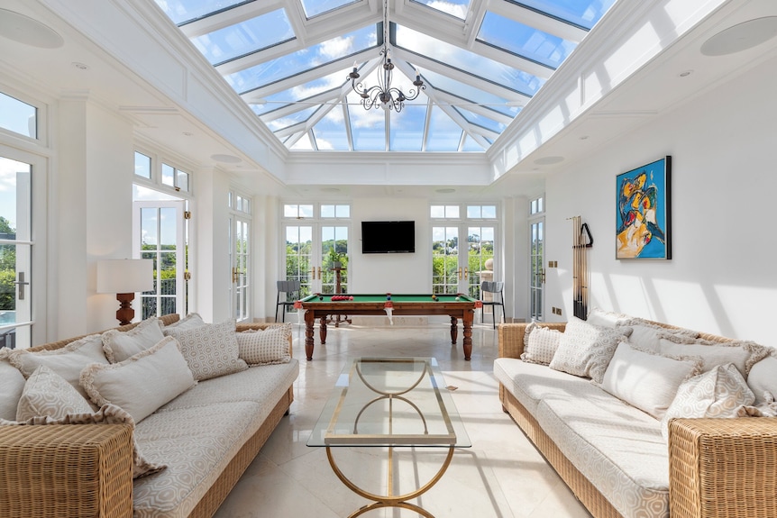 Coedrath House - Luxury Manor, Swim Spa, Sea Views - Amroth
