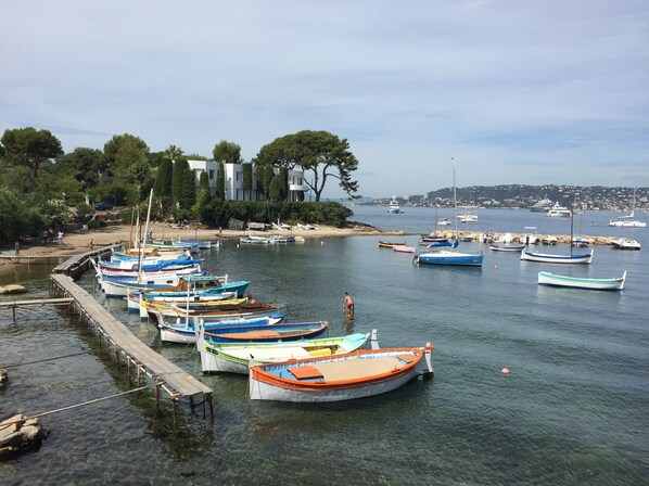 Marina - Luxurious Beach Apartment, Juan Les Pins (Antibes)