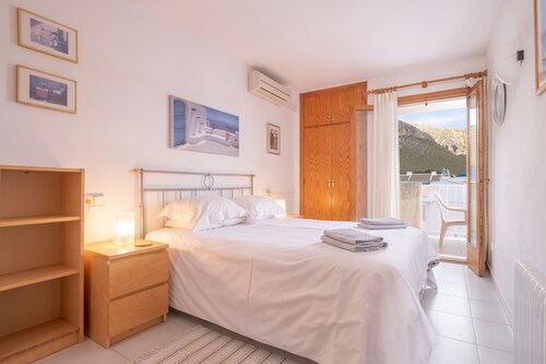 Penthouse Huoneisto allas, Mountain ja merinäköala kattoterassi.