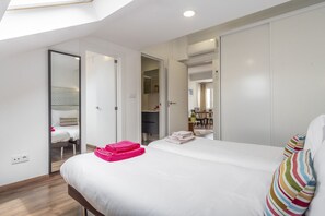 1 slaapkamer, een strijkplank/strijkijzer, gratis wifi