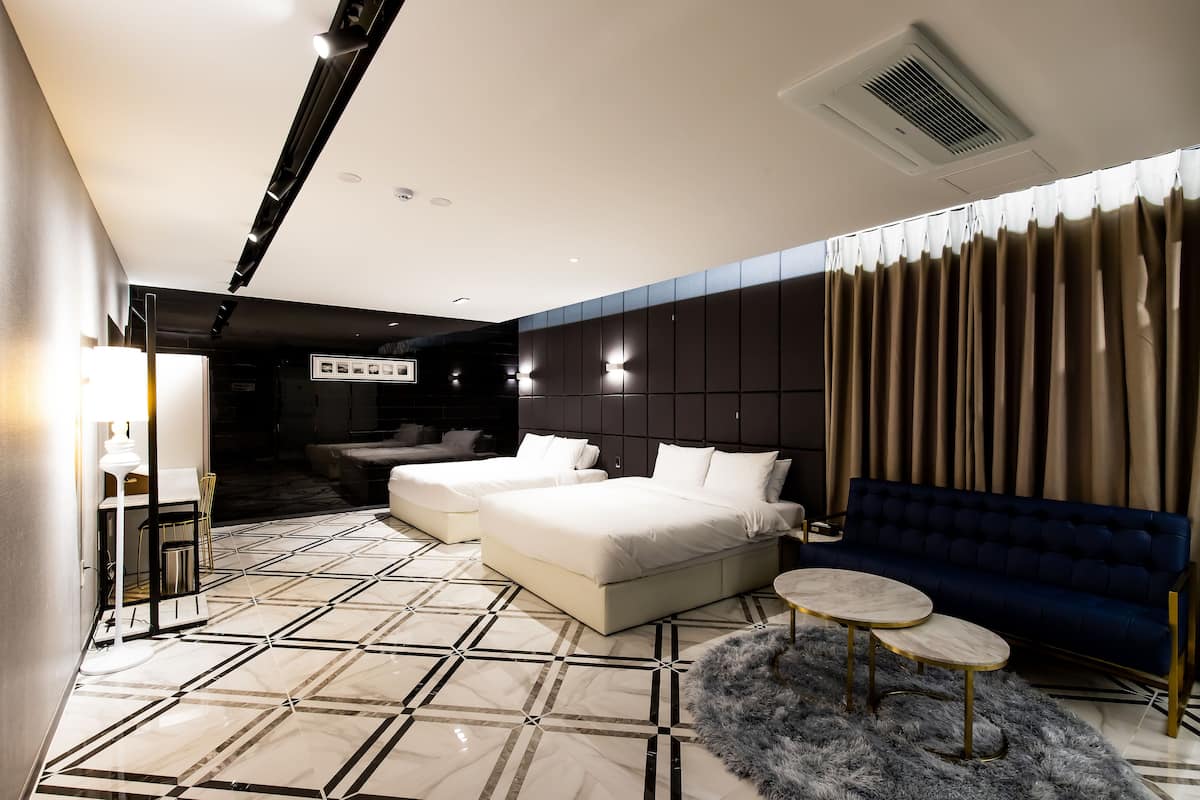 business studio suite | view from room