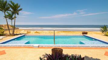 3 outdoor pools