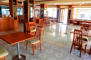 Daily local cuisine breakfast (THB 100 per person) - Hua Lin Inn (Chiang Mai)