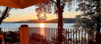 State-of-the-art new, large apartment, up to 6 people, family-friendly,