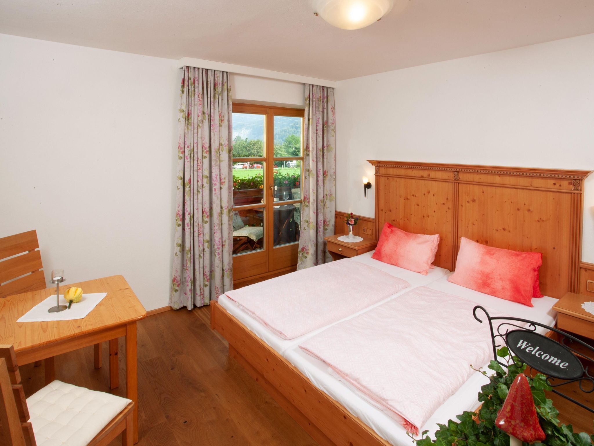 Landhaus Stockl - apartment / apartment, shower and bath, toilet, 2 bedrooms