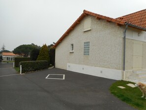 Esterni