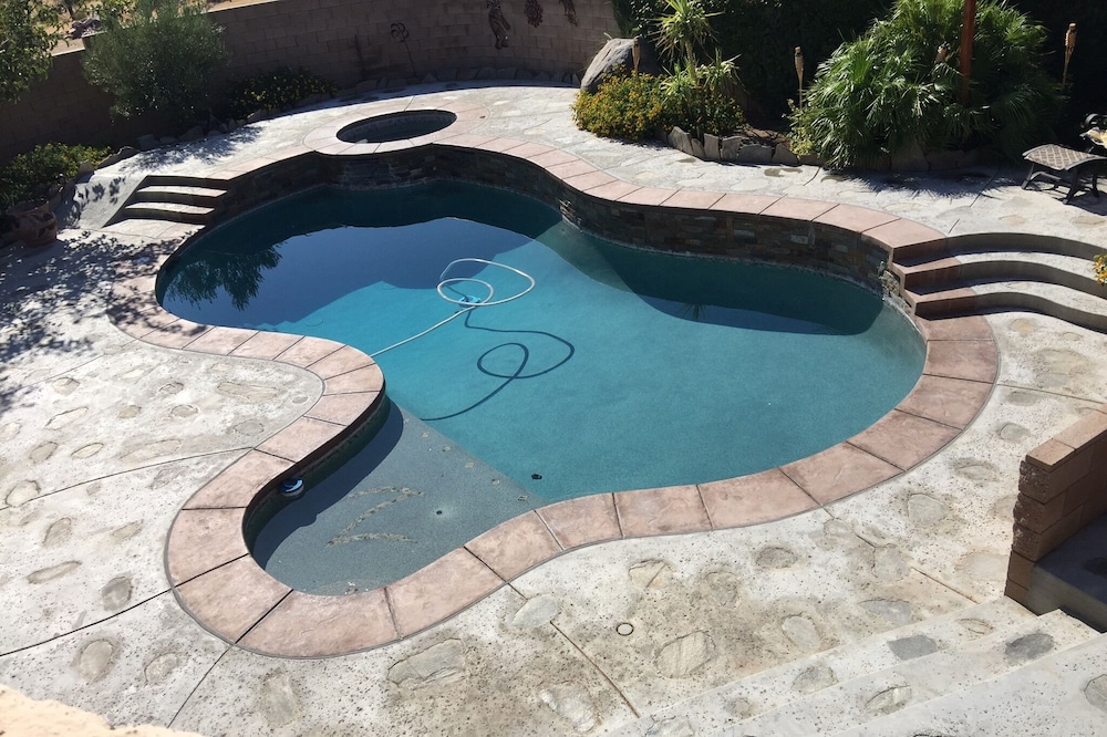 Desert Oasis Guest Wing