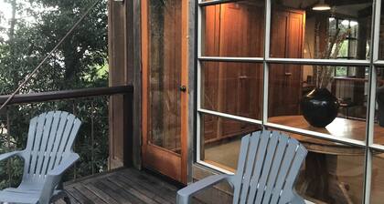 Inverness Vacation Retreat - Tomales Bay View!