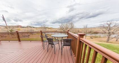 Lodging on the North Platte River