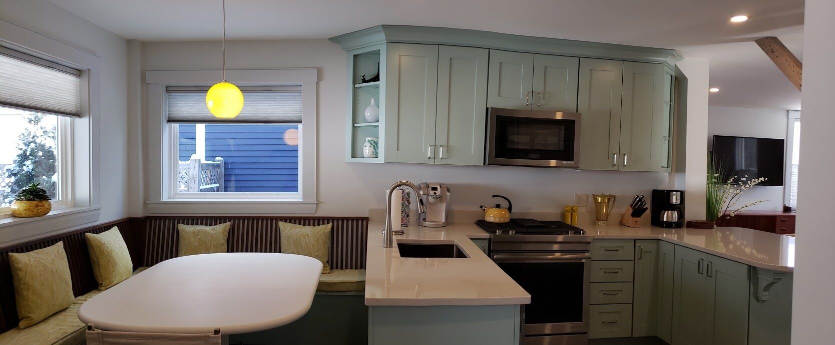 冰箱、微波炉、烤箱、炉灶