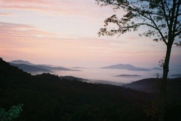Sunrise at Wolf's Peak Lodge
