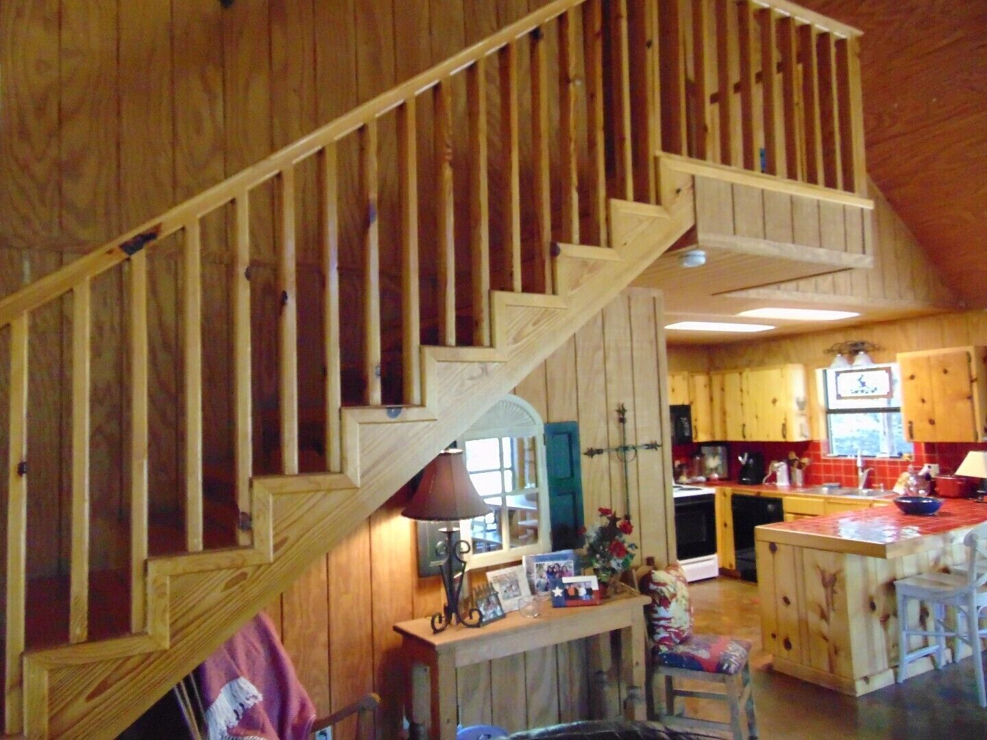 Picture Perfect Jewel of a Cabin, End of Lane, Charming, Near Frio River!