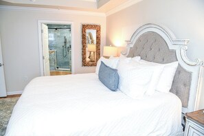 3 bedrooms, iron/ironing board, travel crib, free WiFi