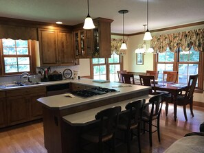Fridge, microwave, oven, stovetop - Beautiful 5 bedroom, 3.5 bath home on a quiet cove on Lake Gaston (Littleton)