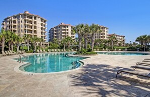 Pool - Oceanfront Condo w/Private Balcony & Marsh Views (Fernandina Beach)