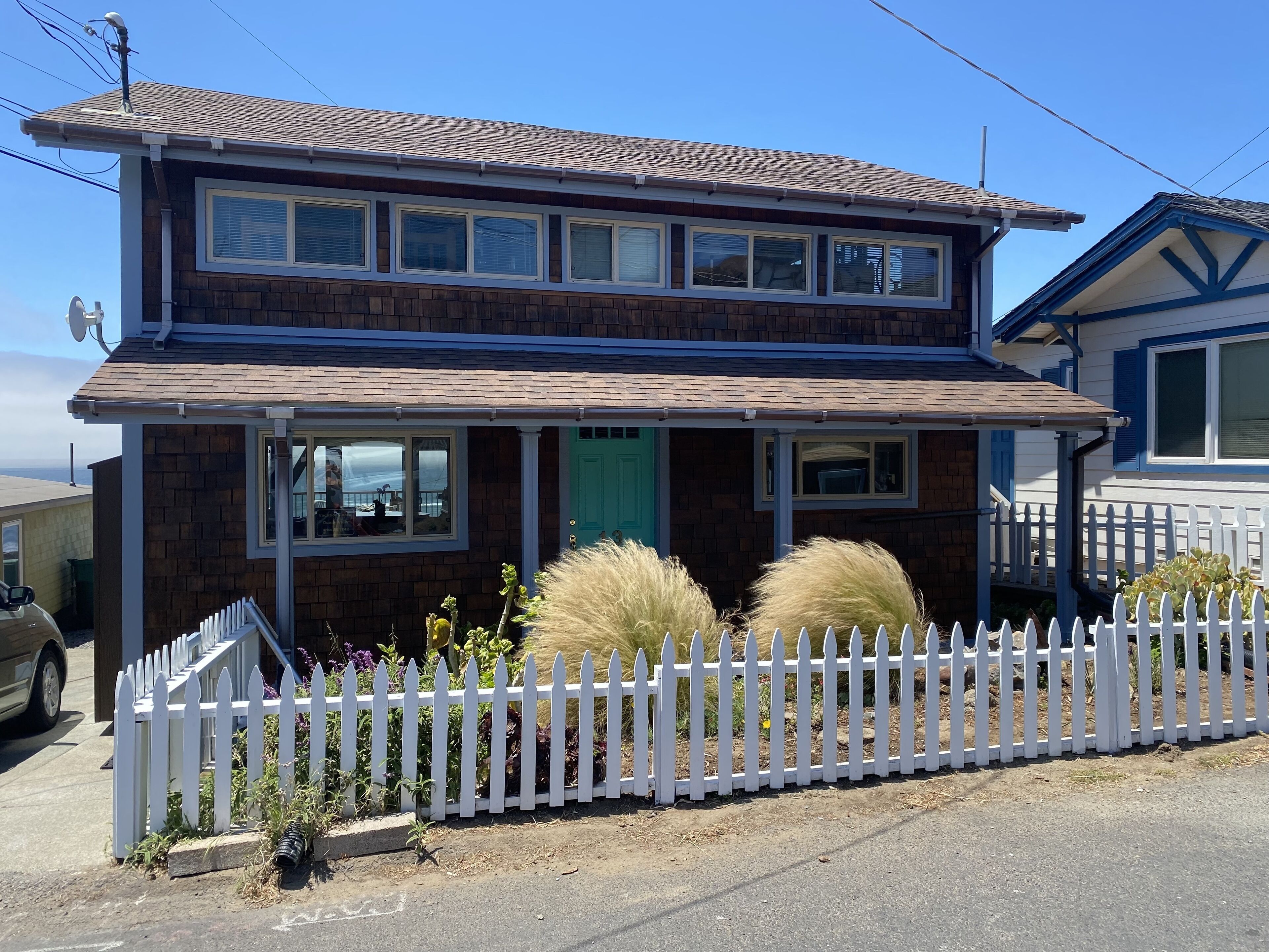 Romantic, Dramatic Views!