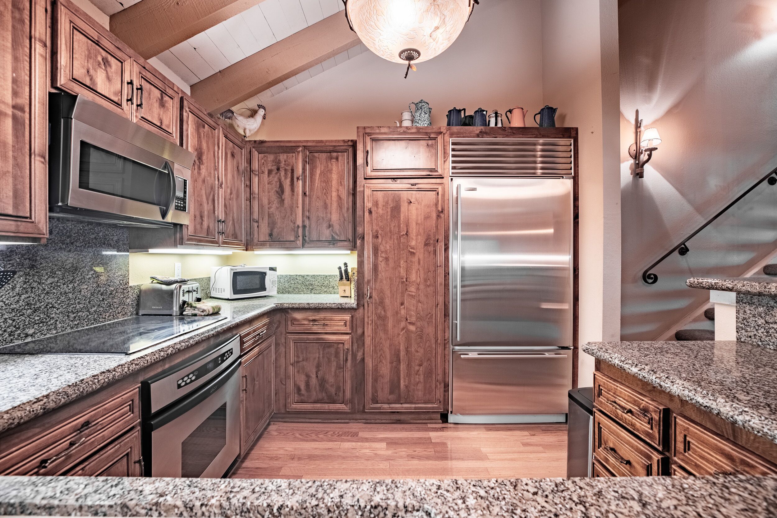 Snowcreek~Right on the Meadow/Mammoth Creek Preserve•2+Loft/Mammoth Mountain