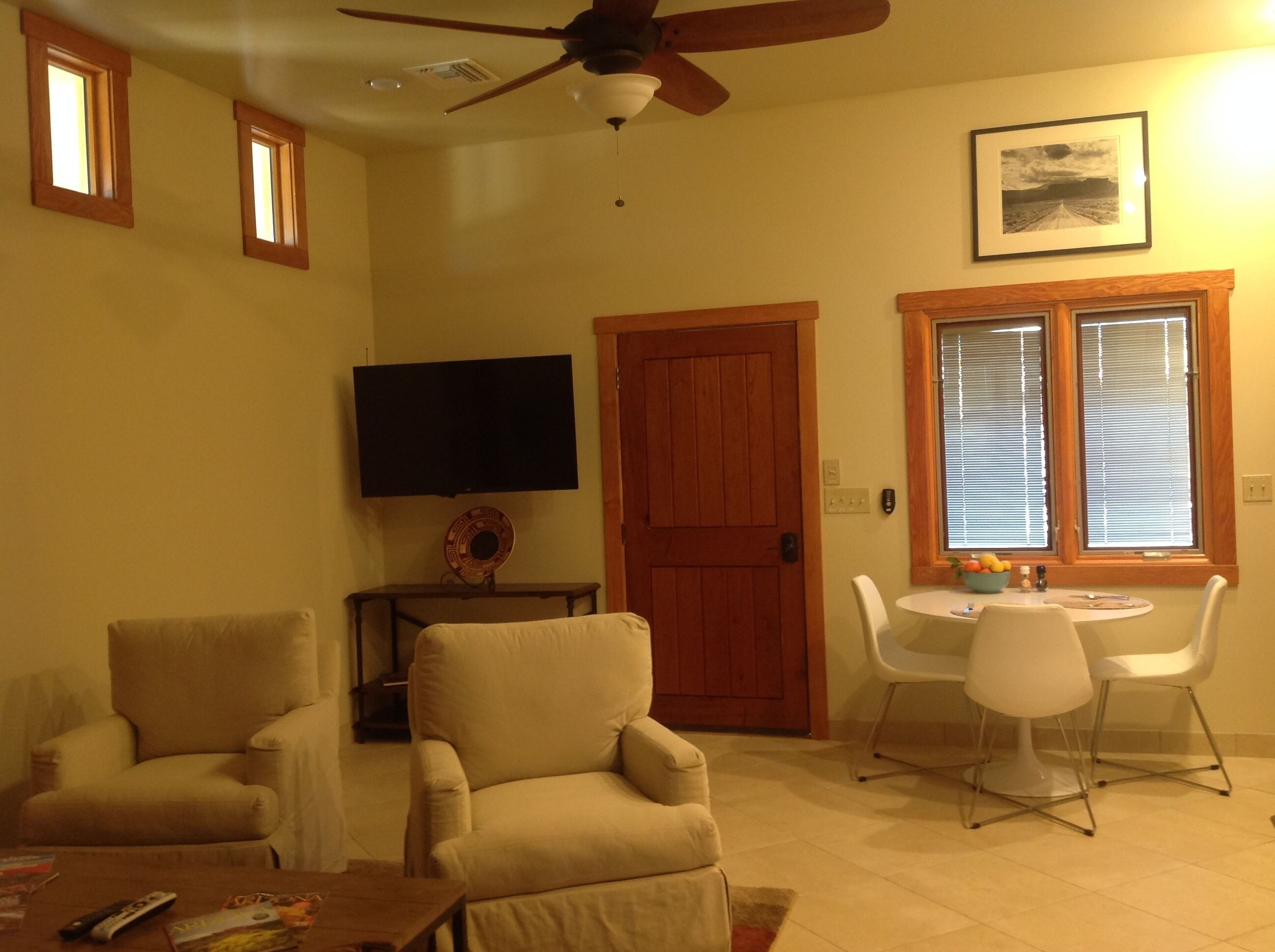 Rural, Quiet and Private Casita with View Deck