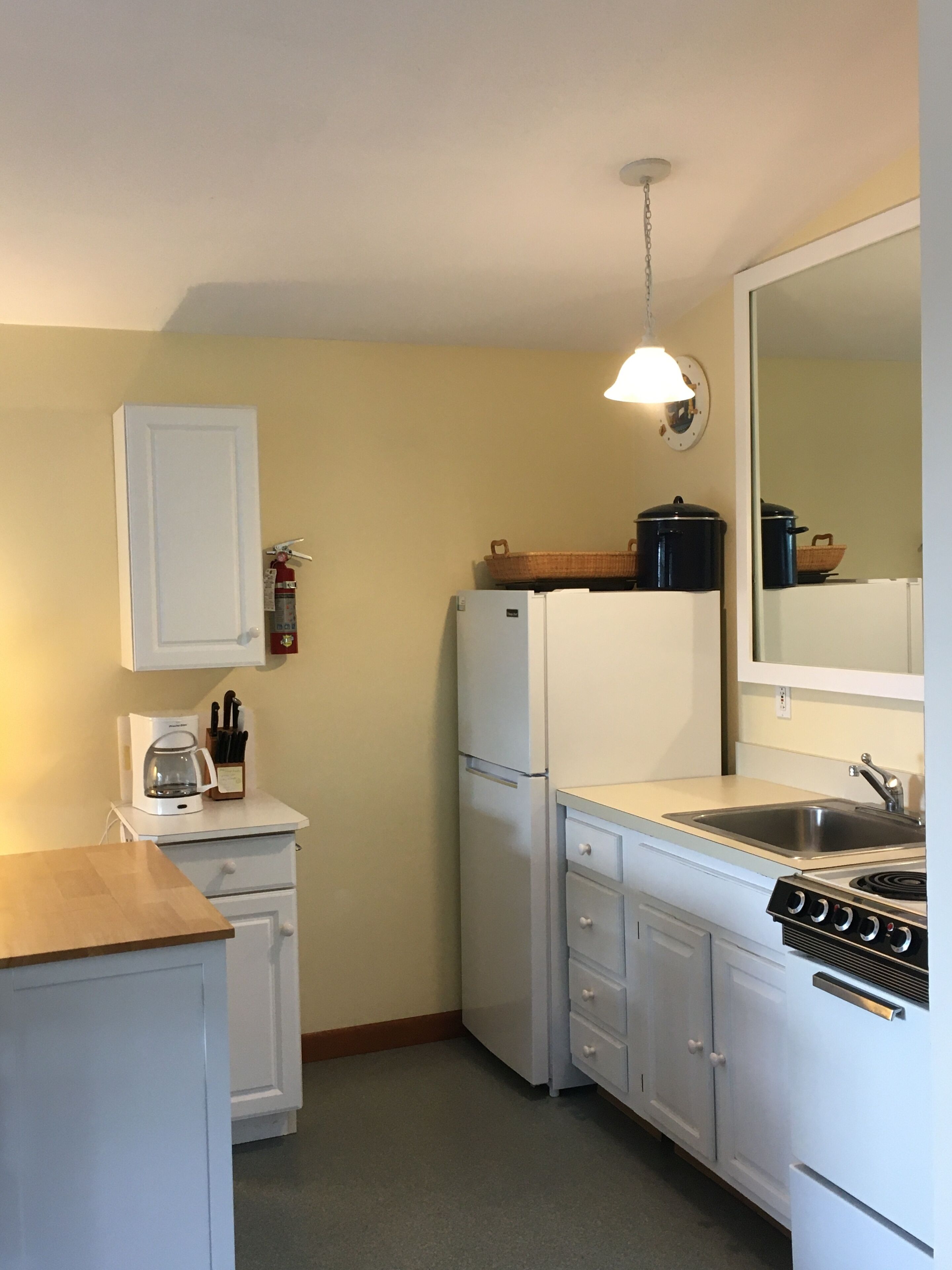 North Truro  Condo W/Private Balcony and 2 Queen Beds