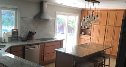 Relaxing retreat in the heart of Yuba City--crossroads of Northern California