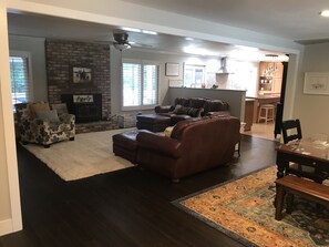 Smart TV, fireplace, DVD player