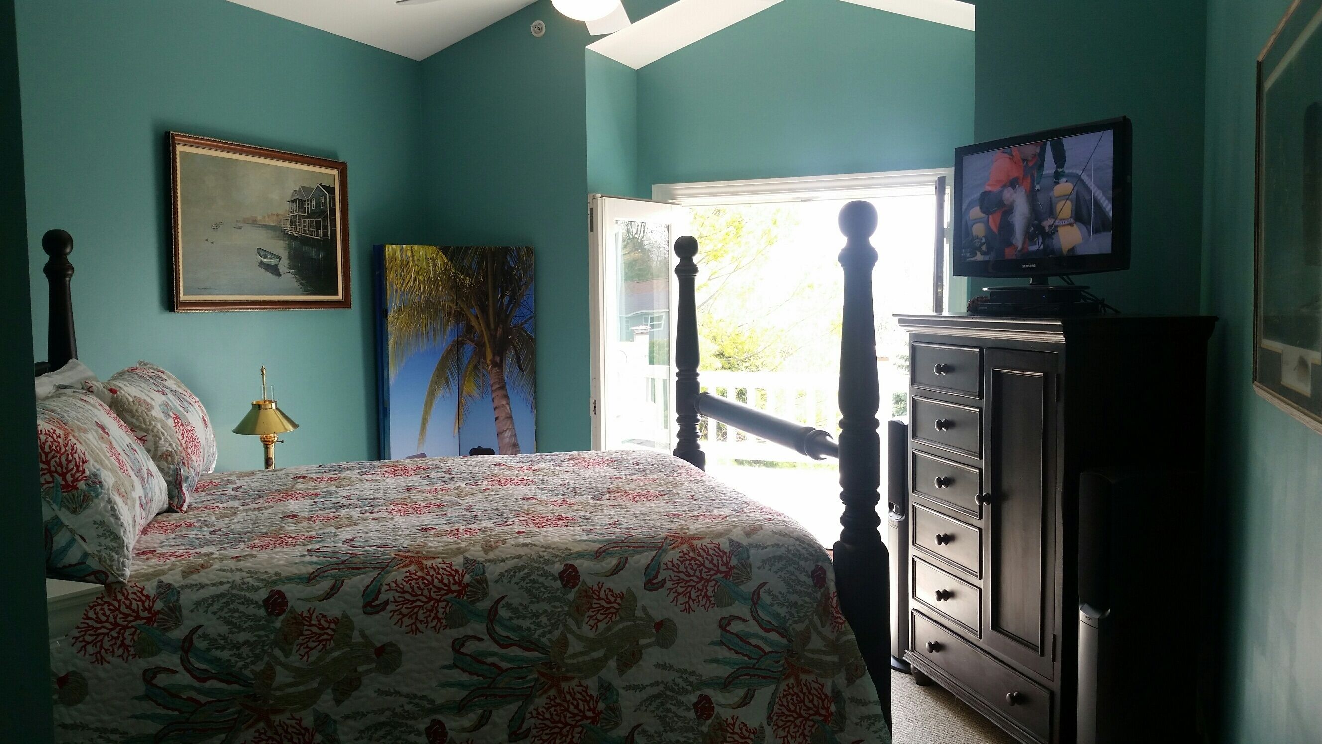 CHARLEVOIX HOME* LUXURY BEDS/JACUZZI*LEO/MIL/EMS disc