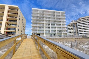 Exterior - BEST DEAL ON THE KEY! Updated Gulf Front Condo! Full Ocean Views! (Pensacola)