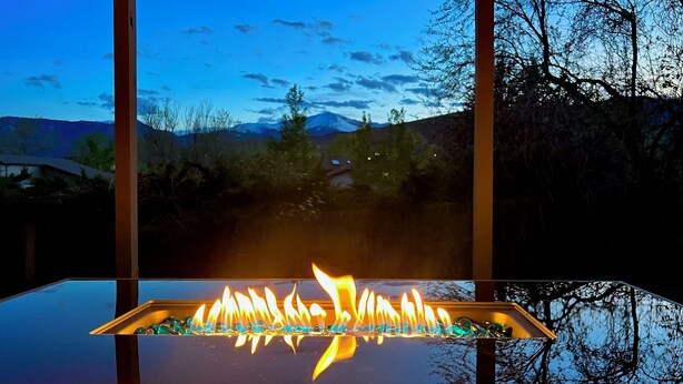 Property grounds - Pikes Peak Views! Fire Pit, Pool Table & Arcade ~ 4 King Beds, Dogs OK! (Colorado Springs)