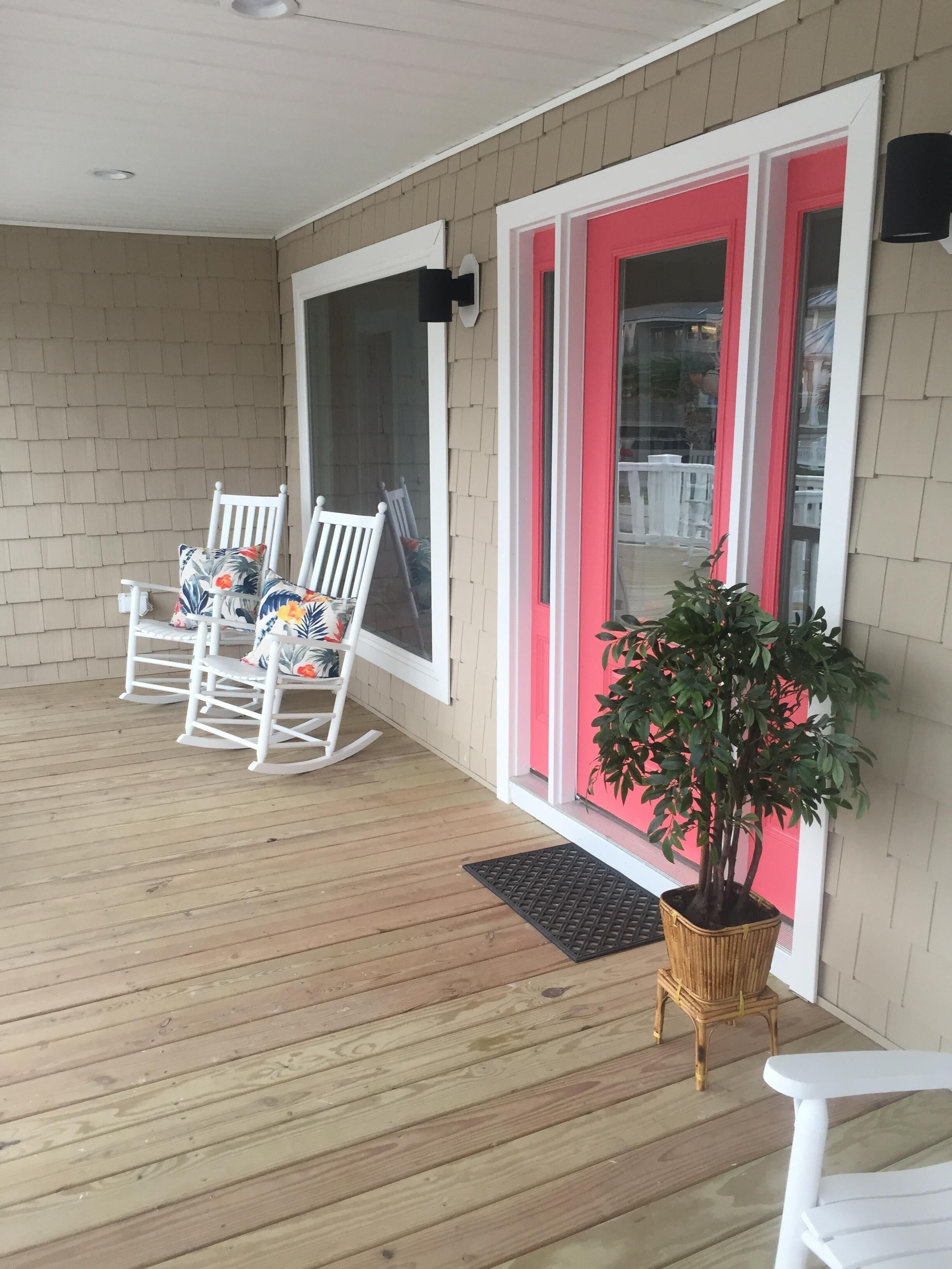 One of a Kind Home on OIB! Sept- Dec Deals for long weekends Now!!